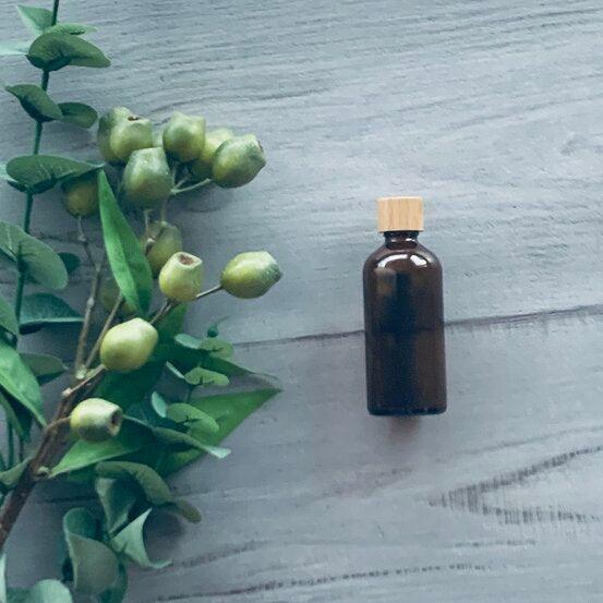 100ml Amber Glass Bottle with Bamboo Lid and Dripolator - centaur packaging