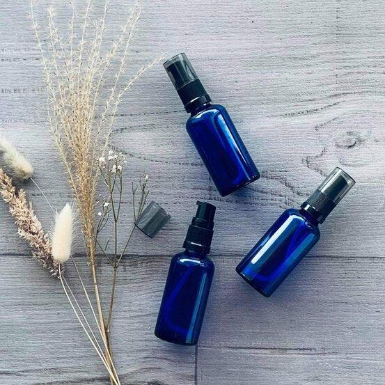 20ml Cobalt Blue Glass Bottle with Black Serum Pump - centaur packaging