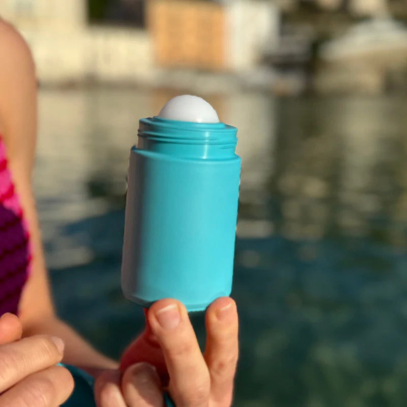 Solmates Roll-on Applicator 100ml - Sky Blue location 3