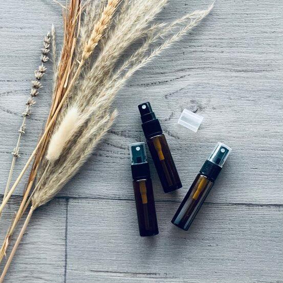 10ml Amber Glass Bottle with Black Mister - centaur packaging