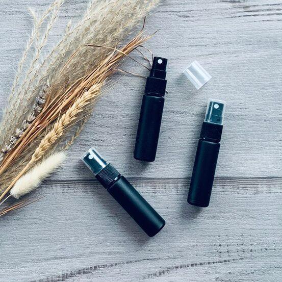 10ml Black Bottle with Black Mister - centaur packaging