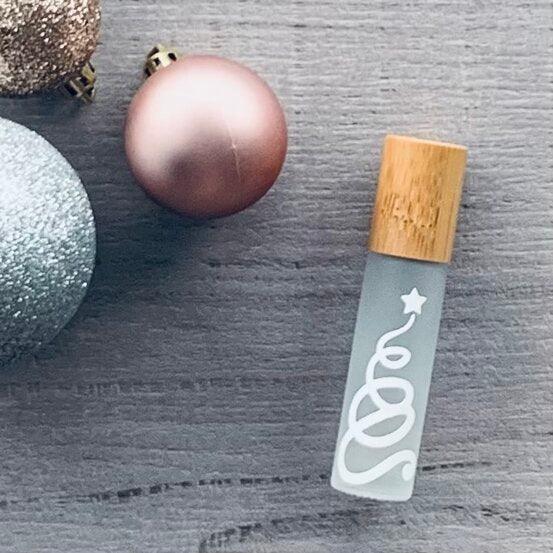 10ml Christmas Tree Roller with Bamboo Lid - White - centaur packaging