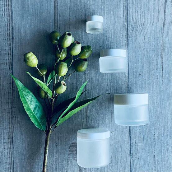 150gm Frosted Glass Jar with White lid - centaur packaging