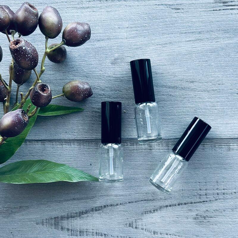 15ml clear bottle with black perfume mister and lid x3