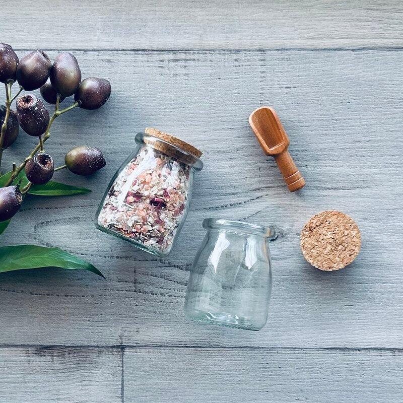 190ml clear jar with cork lid empty and with bath salts and wooden scoop
