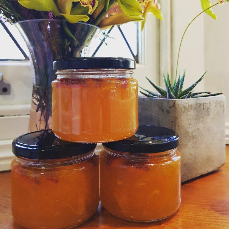 300ml Clear Jam Jar with Black Lid - centaur packaging