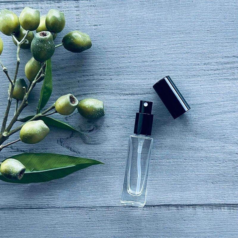 30ML Tall glass black perfume mister with lid