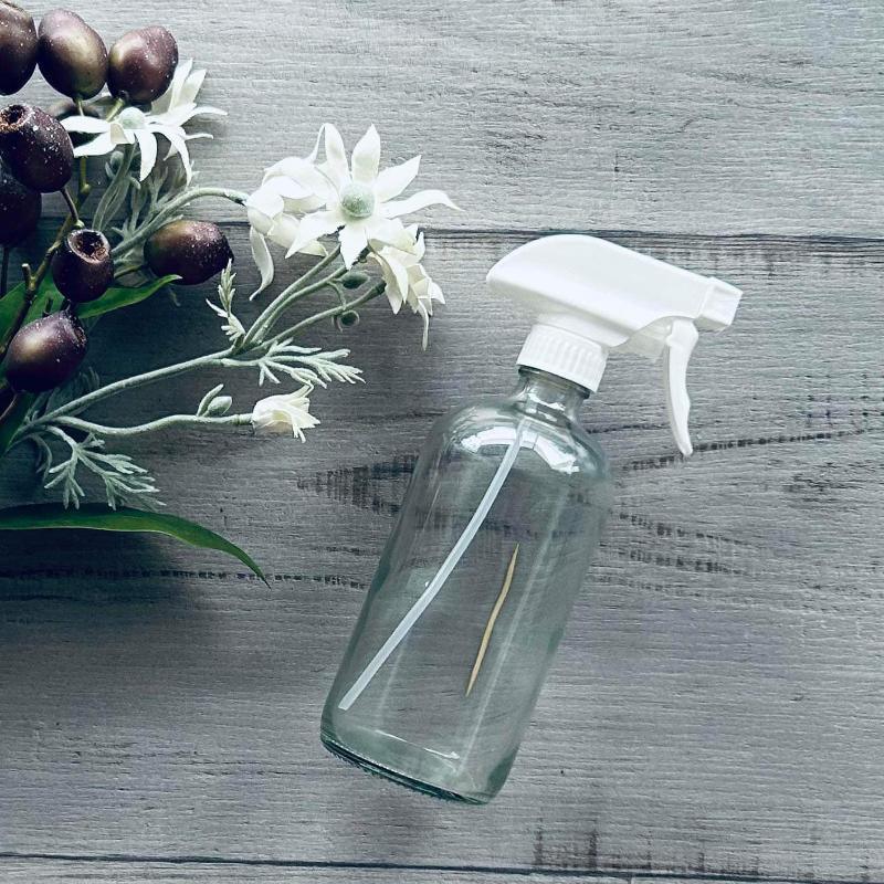 500ml clear glass bottle with standard white mister trigger