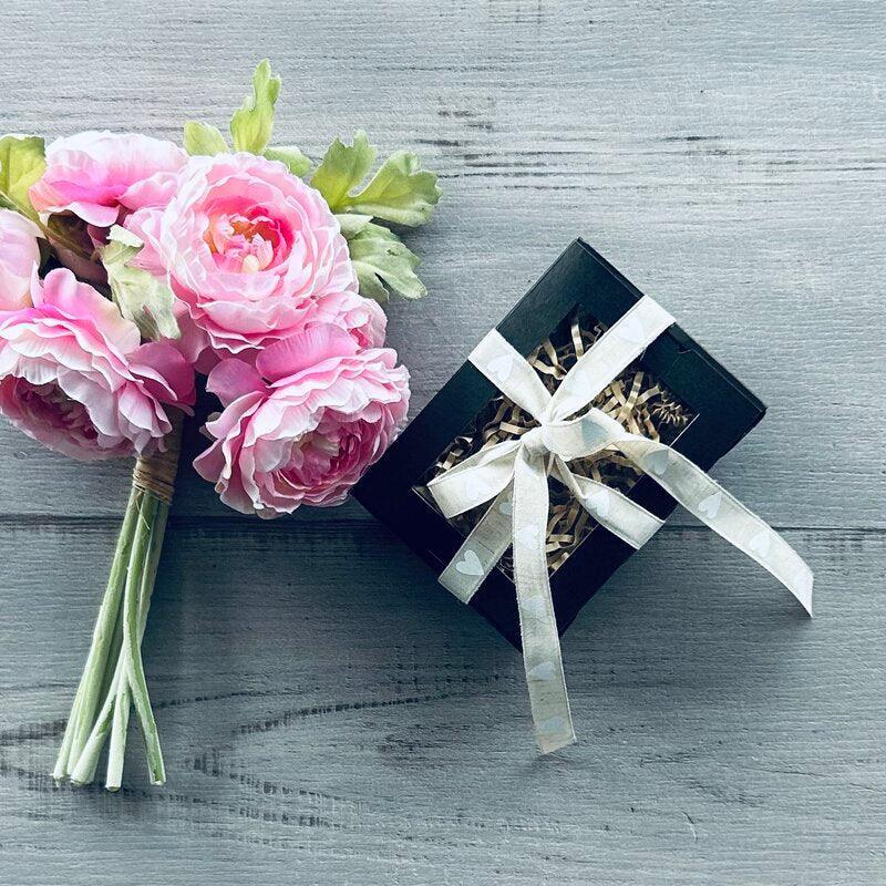 black lunch hamper box with vintage heart ribbon