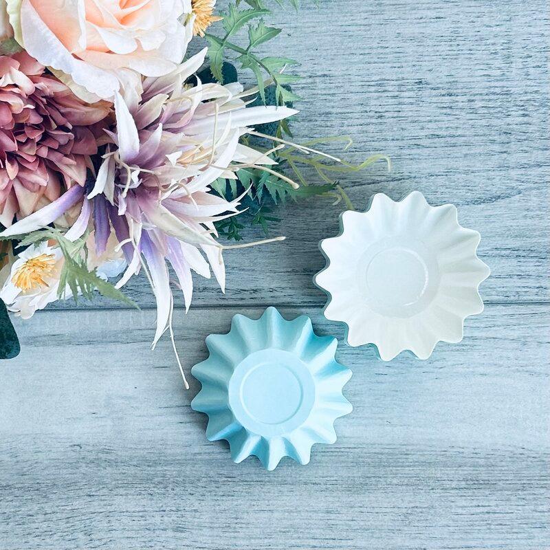 Bloom Cupcake Cups 24pk - Pastel Blue - centaur packaging