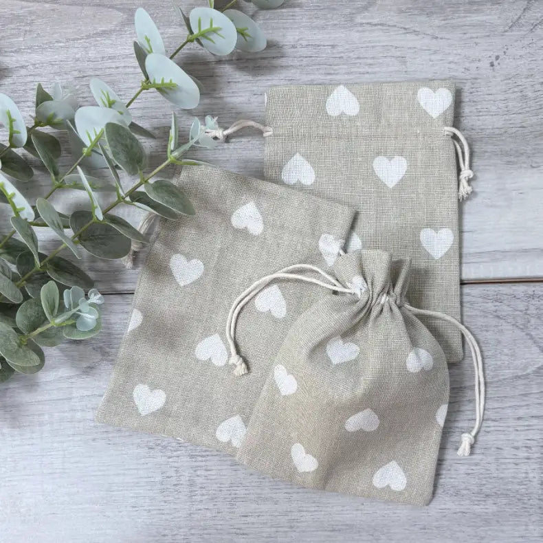 Calico Pouch - Hearts three bags one closed