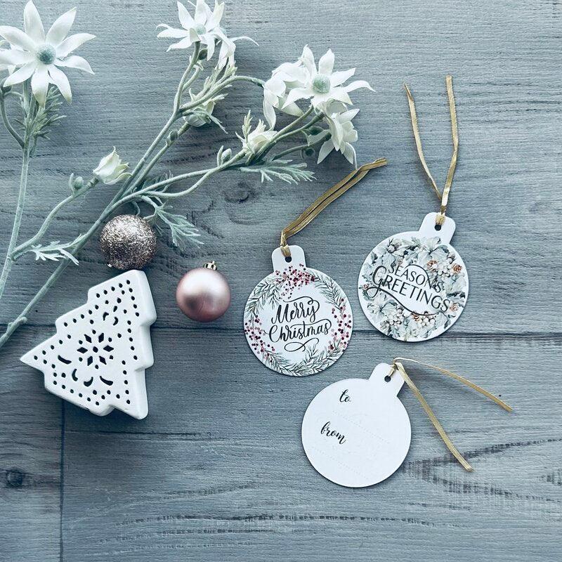 Christmas Bauble Gift Tag - Magnolia Wreath & Berries - centaur packaging
