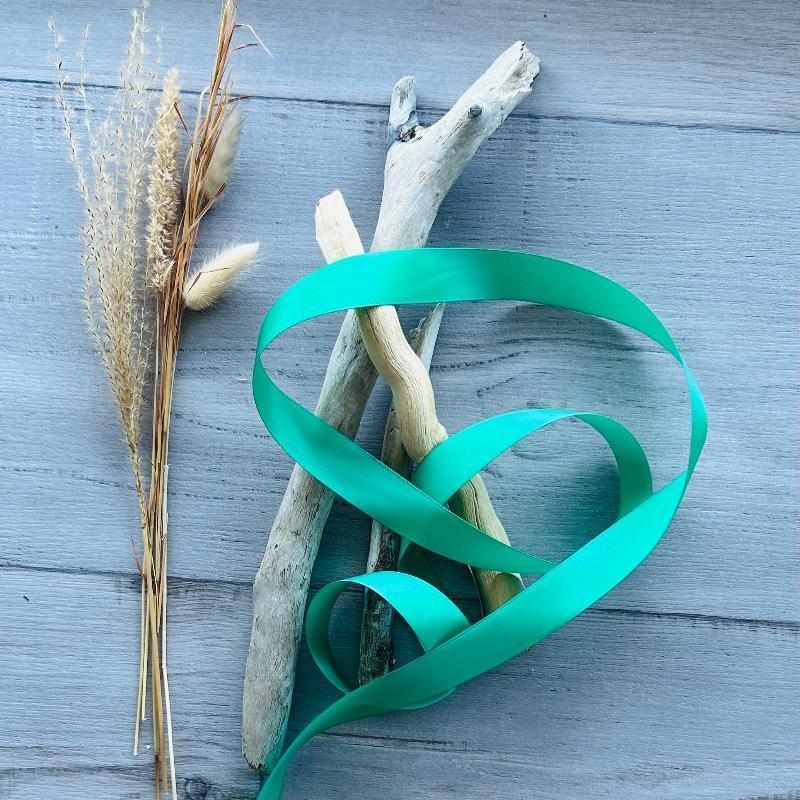 2.5cm double satin ribbon emerald green