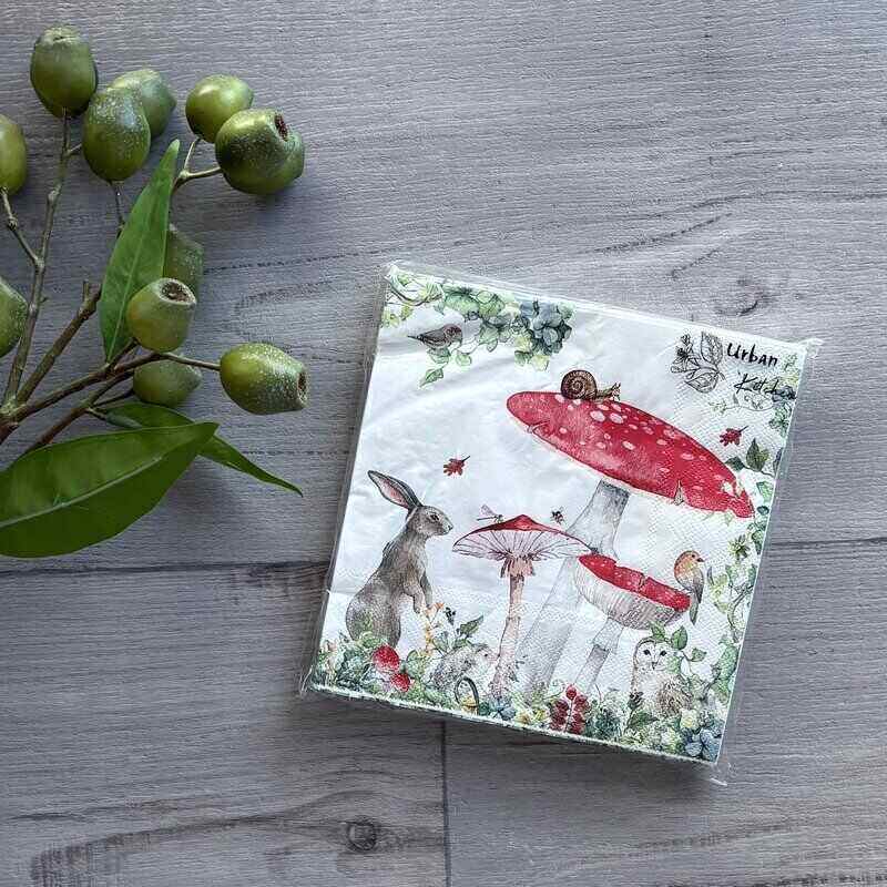 enchanted garden paper napkins 20pk