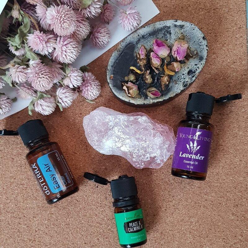 Flip top lid for Essential Oil Bottles - Pack 10 - centaur packaging