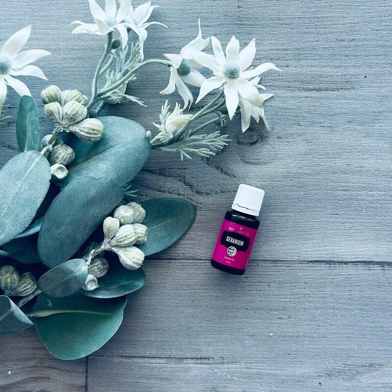 Geranium Essential Oil 15ml - centaur packaging