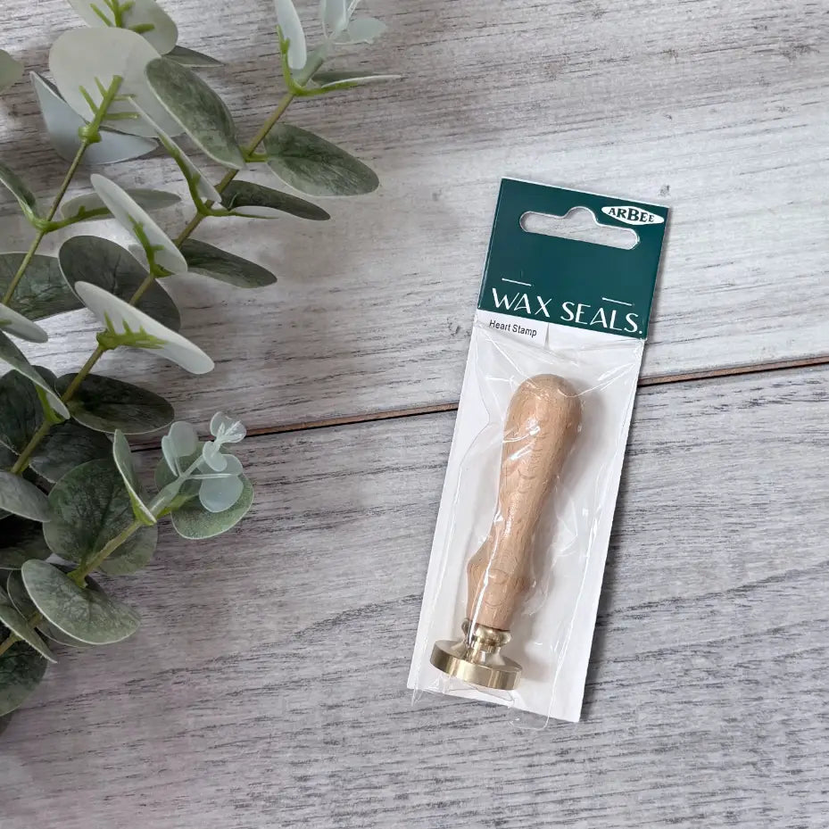 Wax Seal Wood Stamp - Heart in hand sell pack