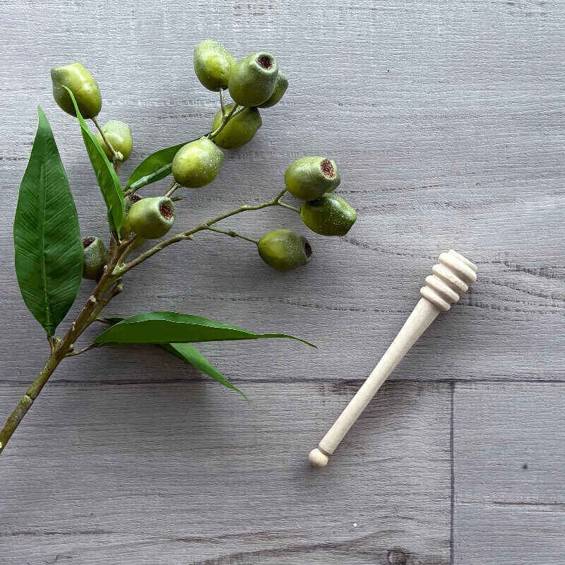 honey drizzler made from maplewood