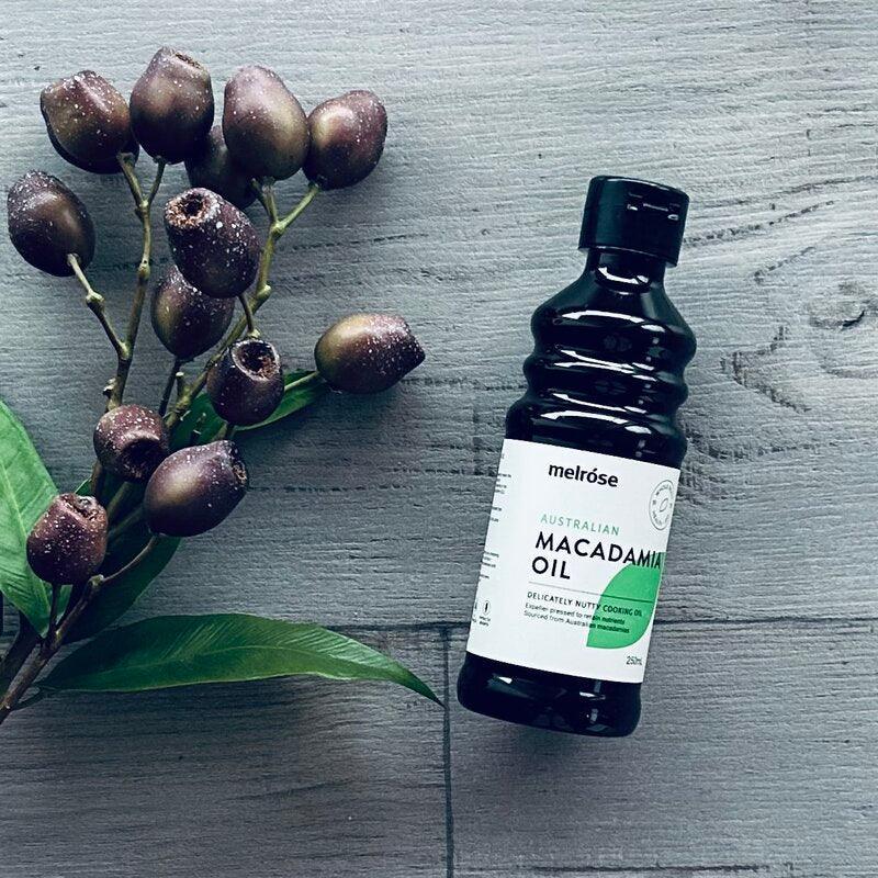 Macadamia Oil 250ml - bottle with cap - centaur packaging