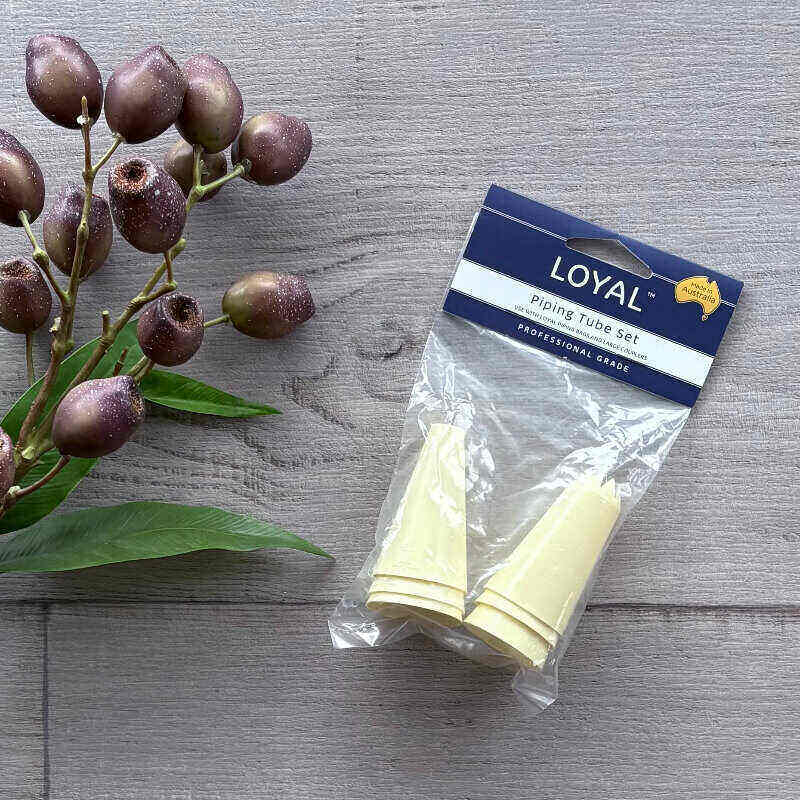 plain & star plastic piping tubes by loyal 6 pack