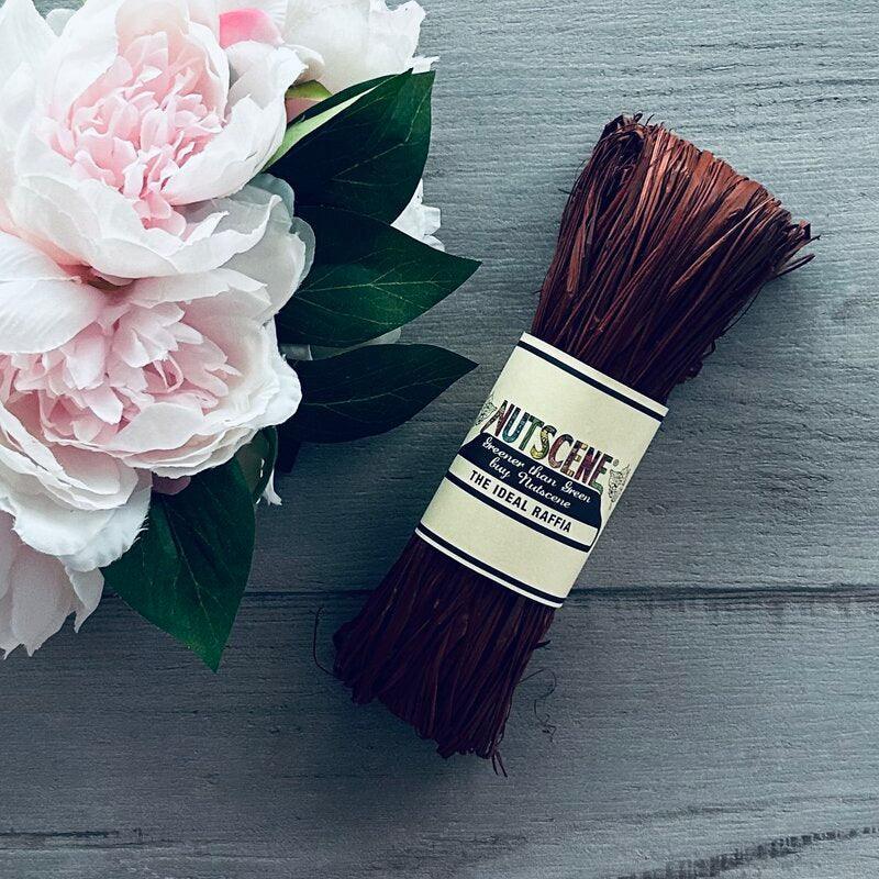 Raffia Nutscene - Cinnamon - centaur packaging