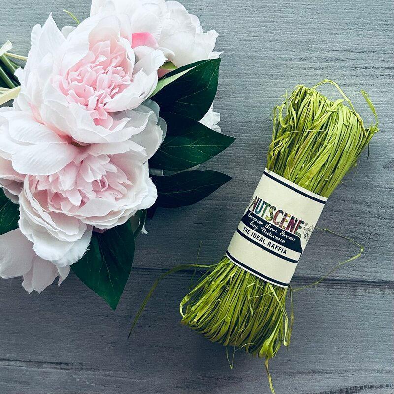 Raffia Nutscene - Spring Green - centaur packaging