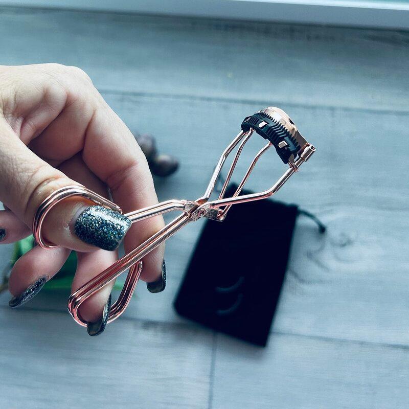 Rose Gold Eyelash Curler with Comb - centaur packaging