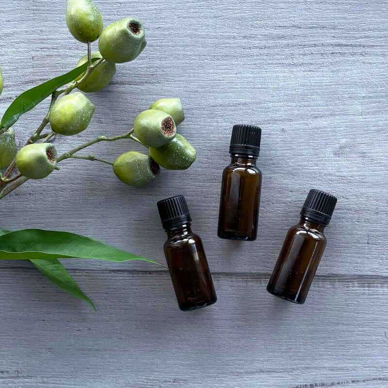 20ml amber glass bottle with black tamper evident lid with dripolator x3