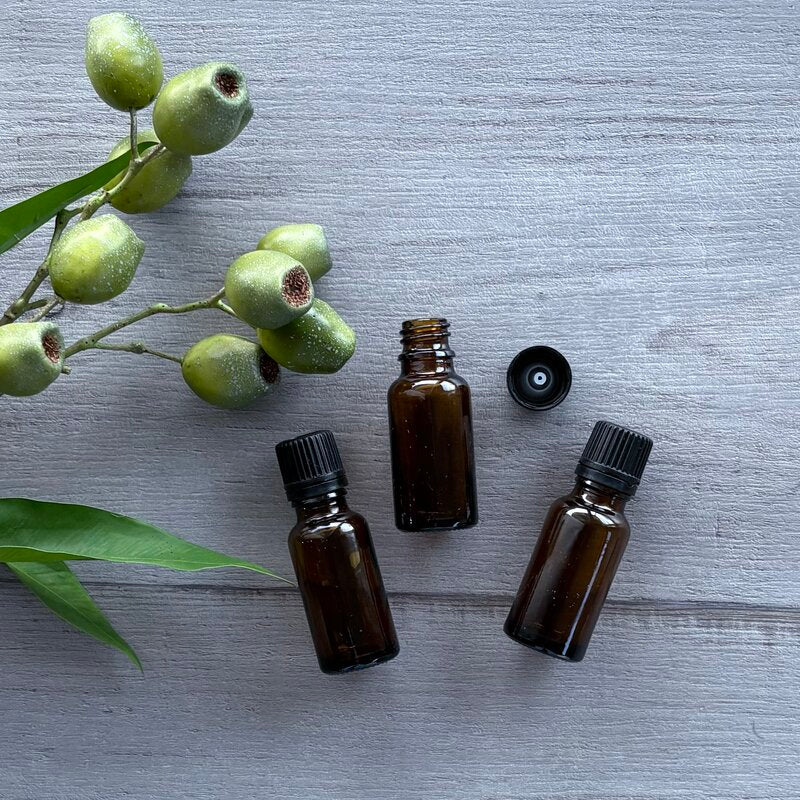 20ml amber glass bottle with black tamper evident lid with dripolator x3