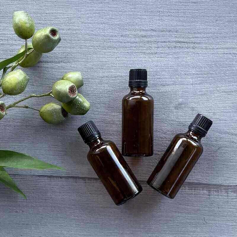 50ml amber glass bottle with black tamper evident lid with dripolator x3