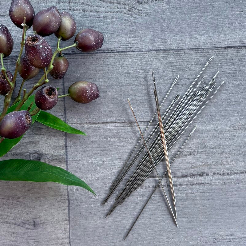 6" metal weaving needle centaur packaging