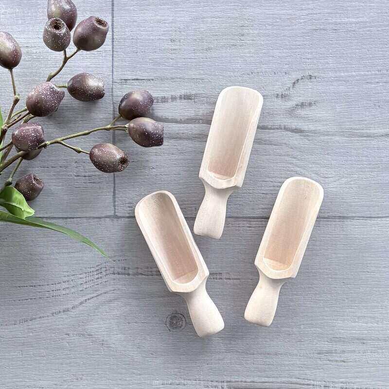 Large Wooden Scoop x 3
