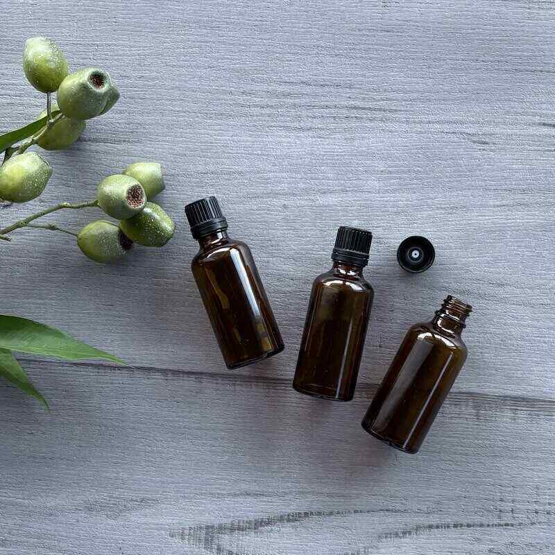 50ml amber glass bottle with black tamper evident lid with dripolator x3