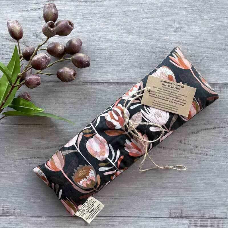 protea design tasmanian lavender hot/cold pack with wool backing