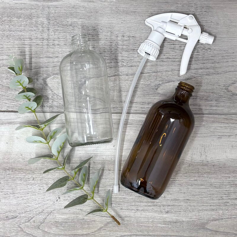 white chemical resistant mister trigger 28mm with two 500ml bottles