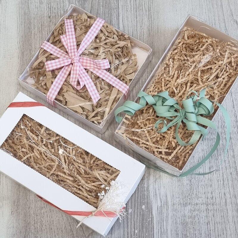 Slim Lined Hamper Medium with Clear Lid - White - centaur packaging