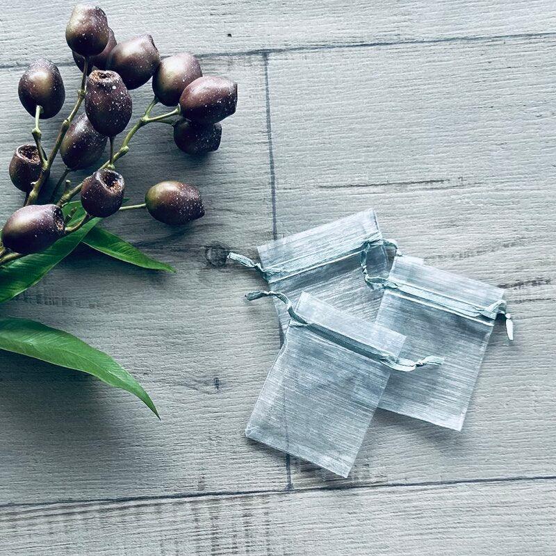 small silver organza bag with drawstring x 3