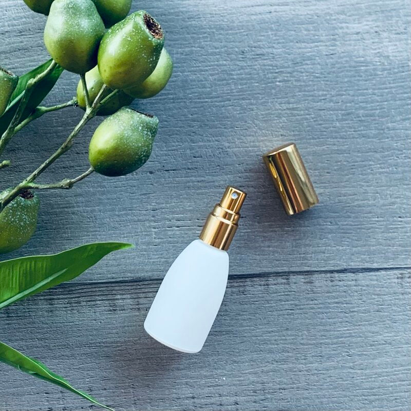 12ml tara white bottle with gold perfume mister