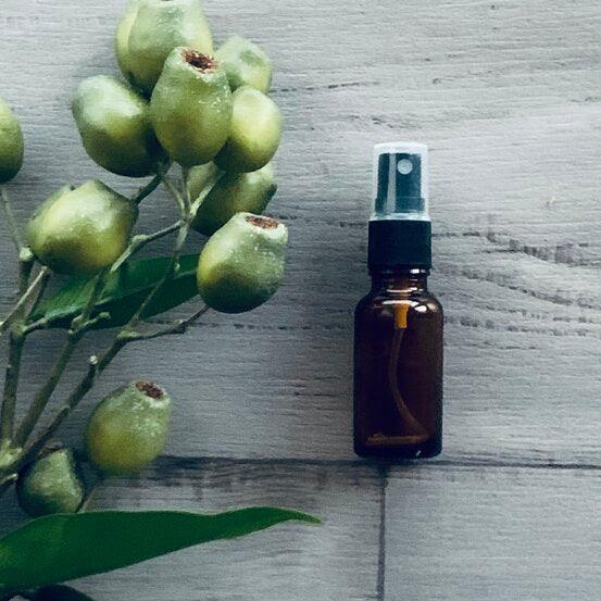 20ml Amber Bottle with Black Mister Spray - centaur packaging