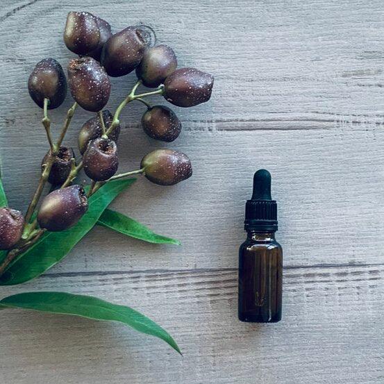 20ml Amber Glass Dropper bottle with Black Dropper - centaur packaging