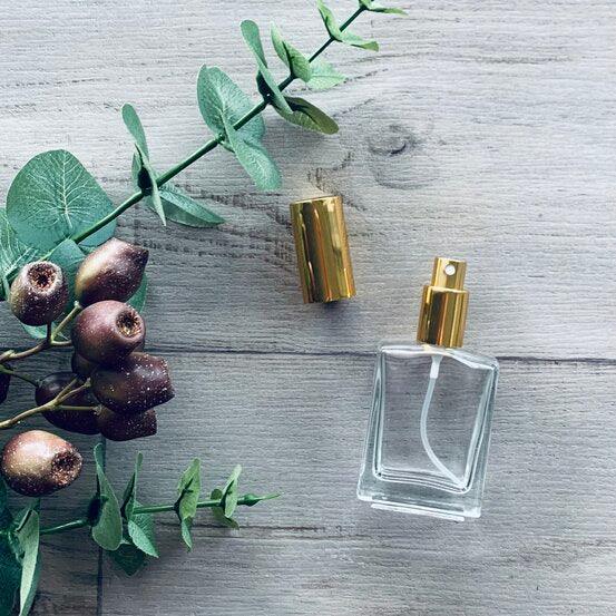 30ml Square Glass Bottle with Gold Perfume Mister - centaur packaging