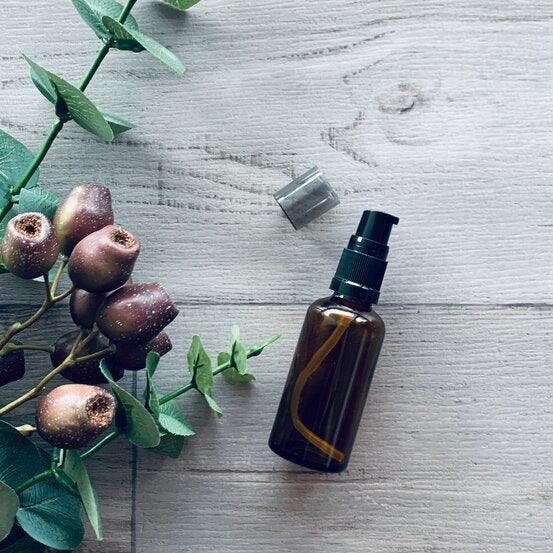 50ml Amber Glass Bottle with Black Serum Pump - centaur packaging