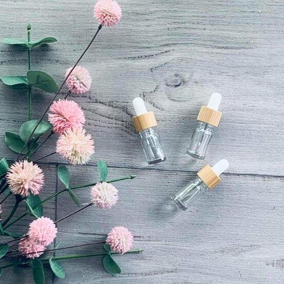 5ml Clear Glass Bottle with Bamboo Dropper - White - centaur packaging