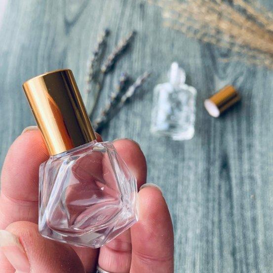 8ml Grace Glass Bottle with Roller Gold Lid - centaur packaging