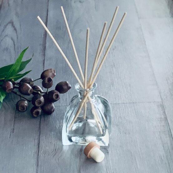Belle Glass Diffuser with Reeds - centaur packaging