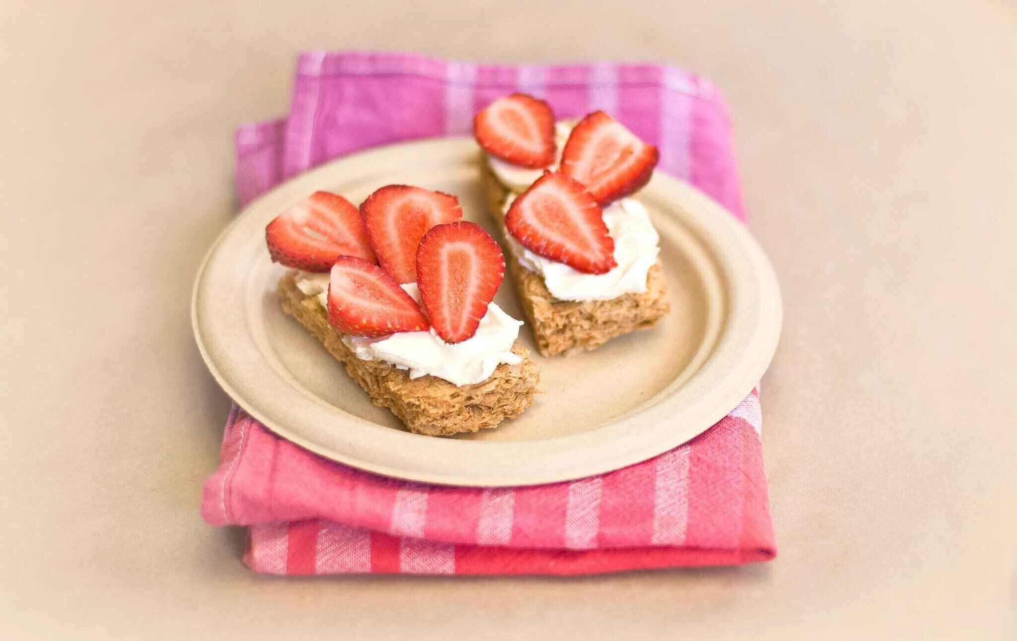 Bio-Degradable 9" Round Bamboo Pulp Plate-Pack 125 - centaur packaging