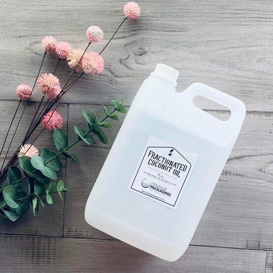 Bulk Fractionated Coconut Oil- 5lt - BOTTLE HAS A HANLE FOR EASY POURING.