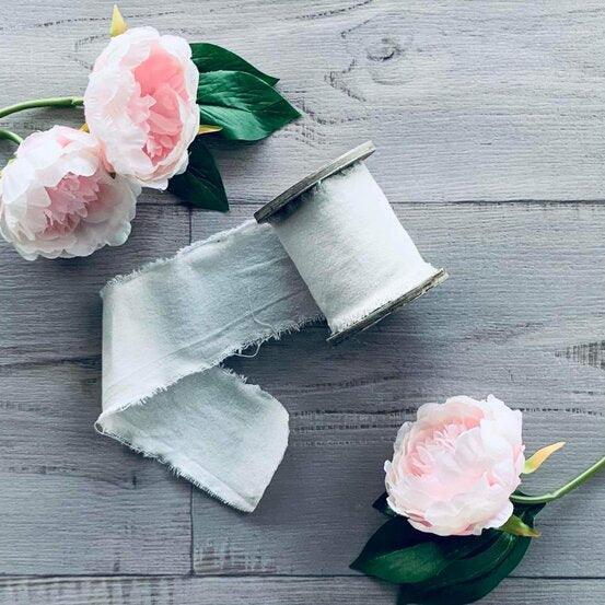 Calico Ribbon with Wooden Spool - White - centaur packaging