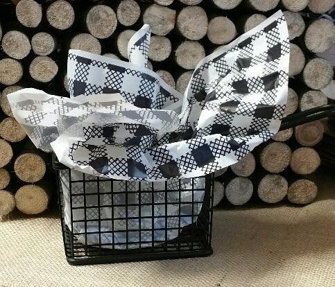 Gingham Chequered Printed Greaseproof Paper 1-2 sheet - Black -200sheets - centaur packaging