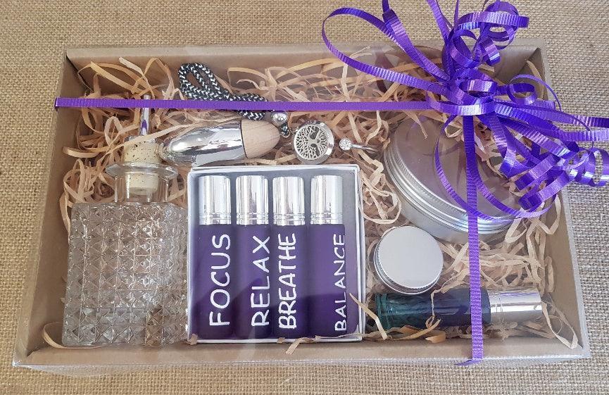 Hamper Gift Box Small Kraft With Clear Lid - centaur packaging